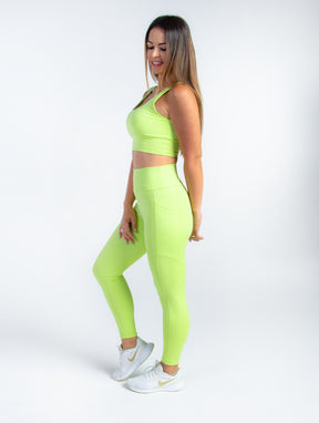 Legging Soft com bolsos laterais  - Cós Alto – Zero Transparência, Alta Compressão e Proteção UV 50+ (Cópia)