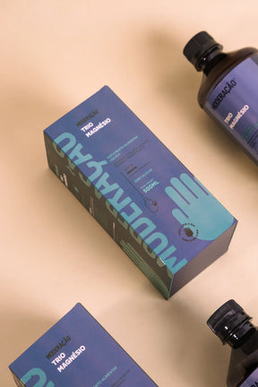 Trio Magnésio – Energia, Equilíbrio Emocional e Saúde Muscular em Alta Absorção Três formas biodisponíveis de magnésio em uma fórmula líquida, prática e eficaz para o dia a dia | 500 ml